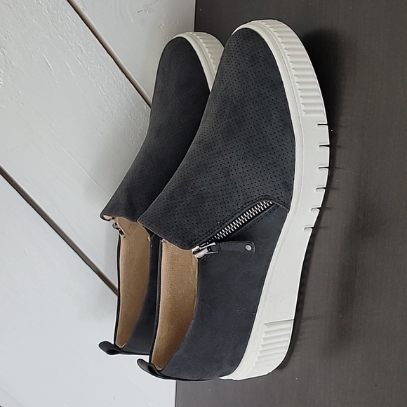 NEW Naturalizer Soul Womens 9.5 Turner Platform Zipper Slip On Fashion Sneaker - Picture 1 of 8